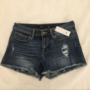 ⭐️ NWT Harper Size 29 Distressed Shorts